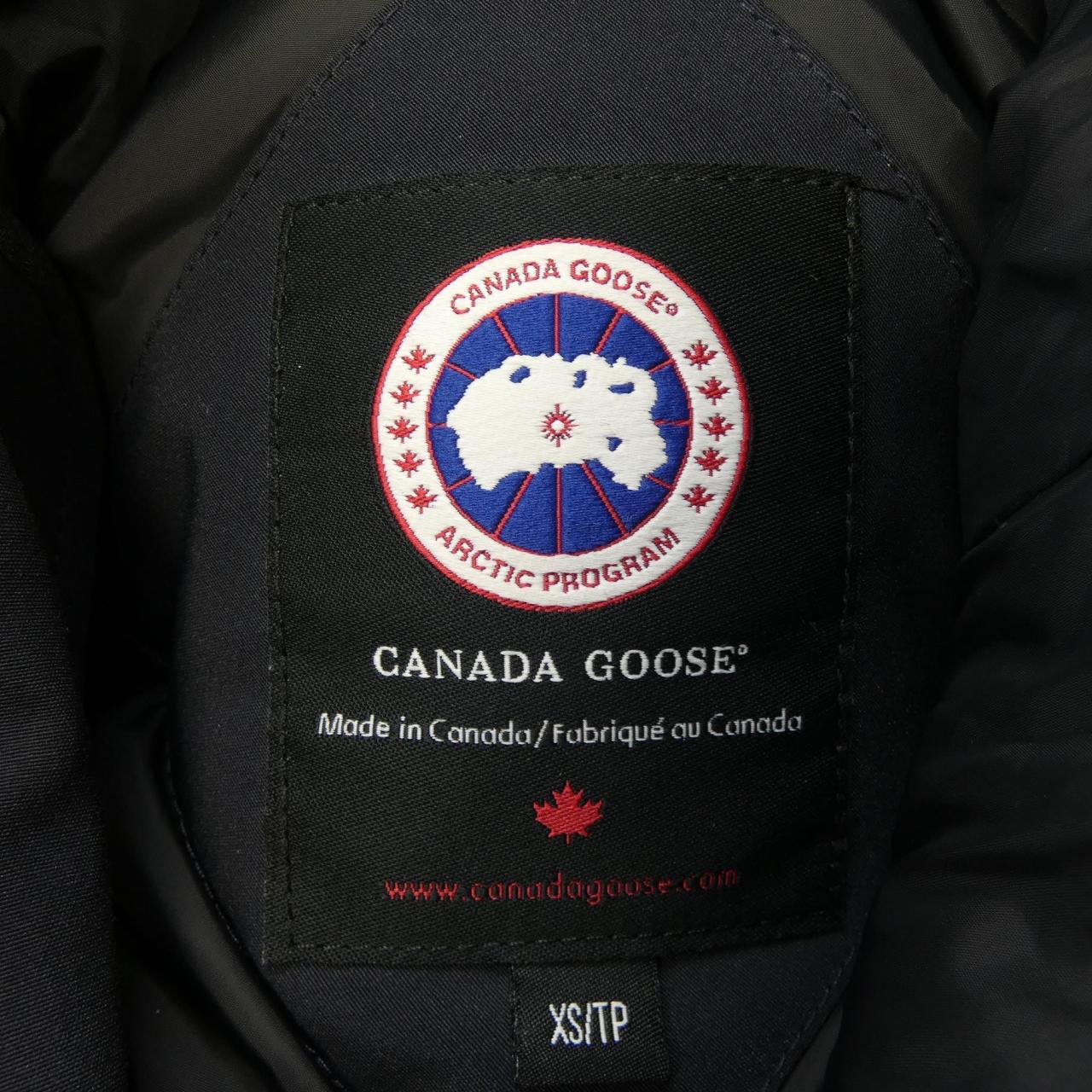 Canada goose CANADA GOOSE down jacket