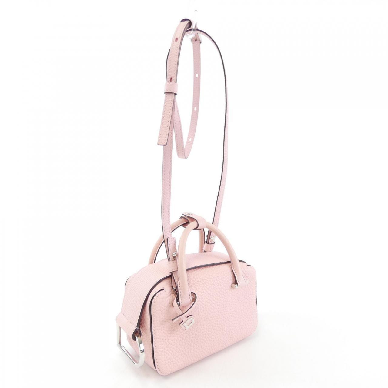 德爾沃DELVAUX