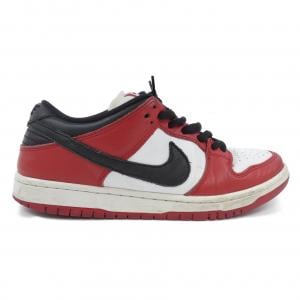 ナイキ NIKE スニーカー