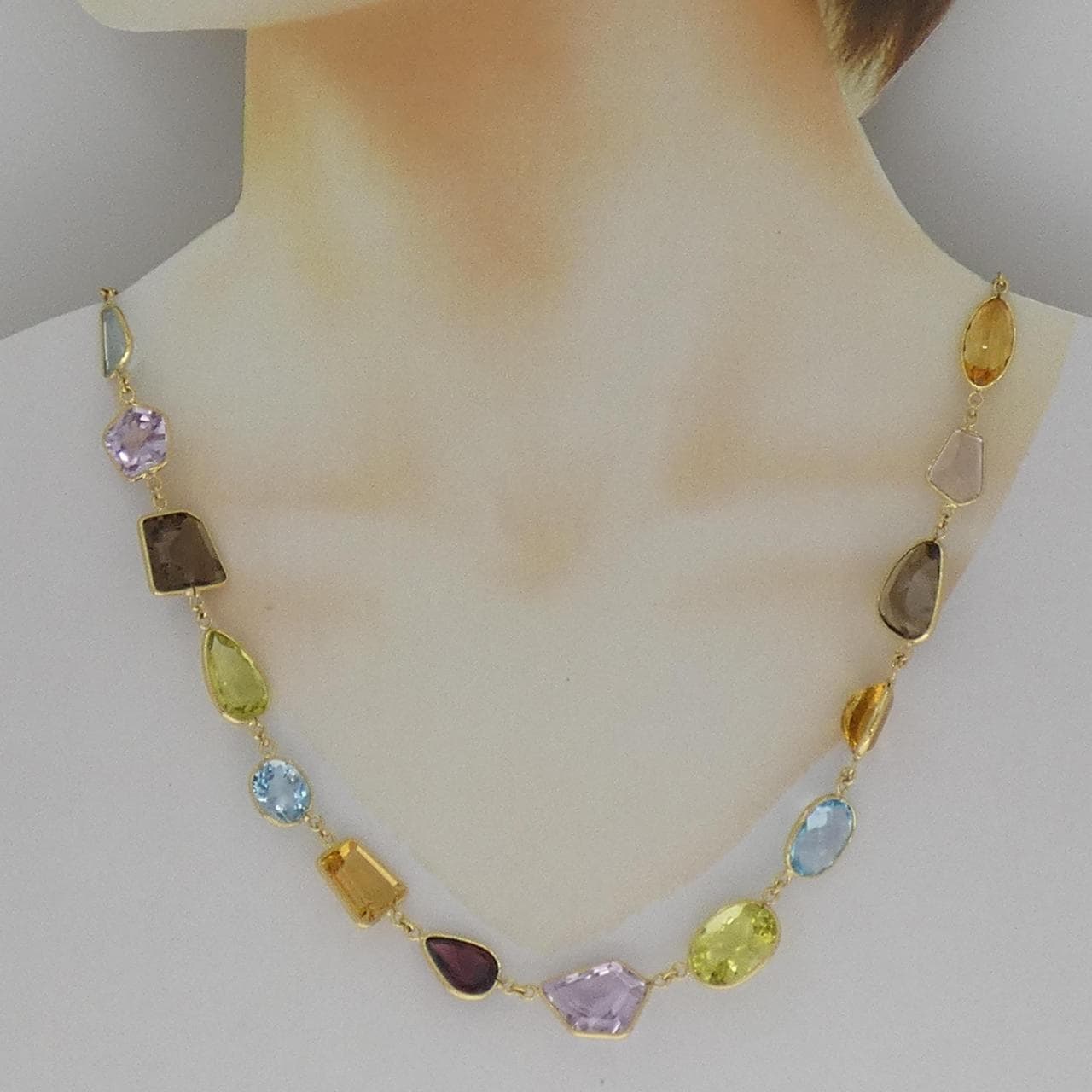 K18YG カラーストーン ネックレス