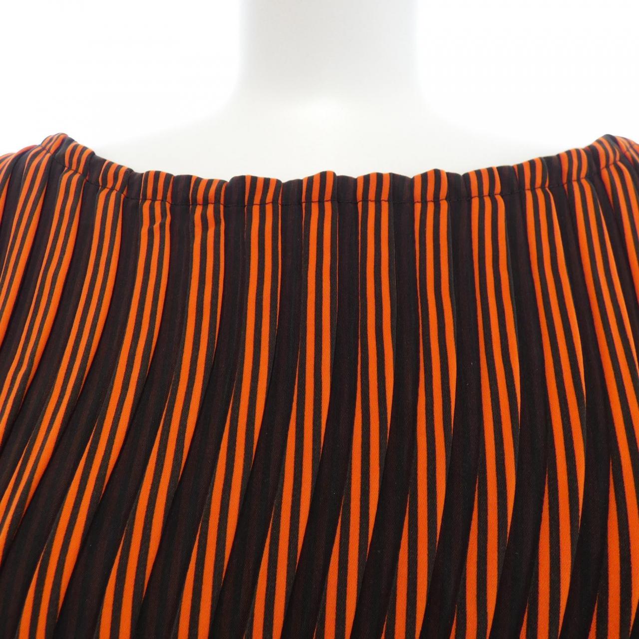 イッセイミヤケ ISSEY MIYAKE IM74FJ500 トップス