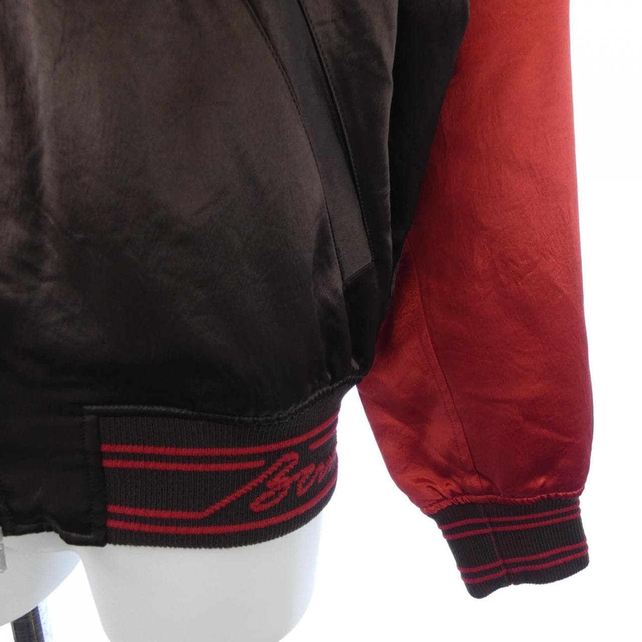 バーバリー BURBERRY 8101544 ブルゾン