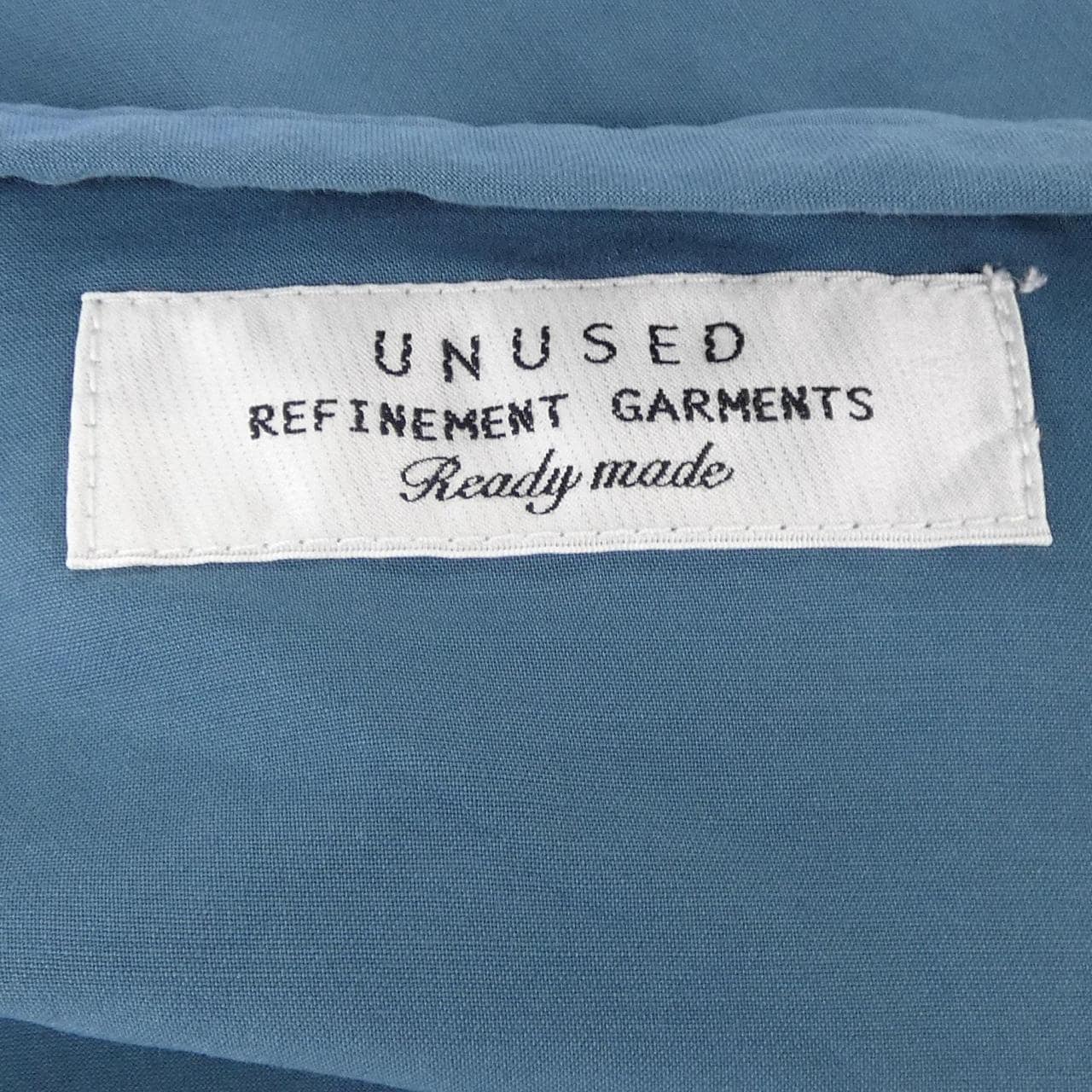 アンユーズド UNUSED トップス