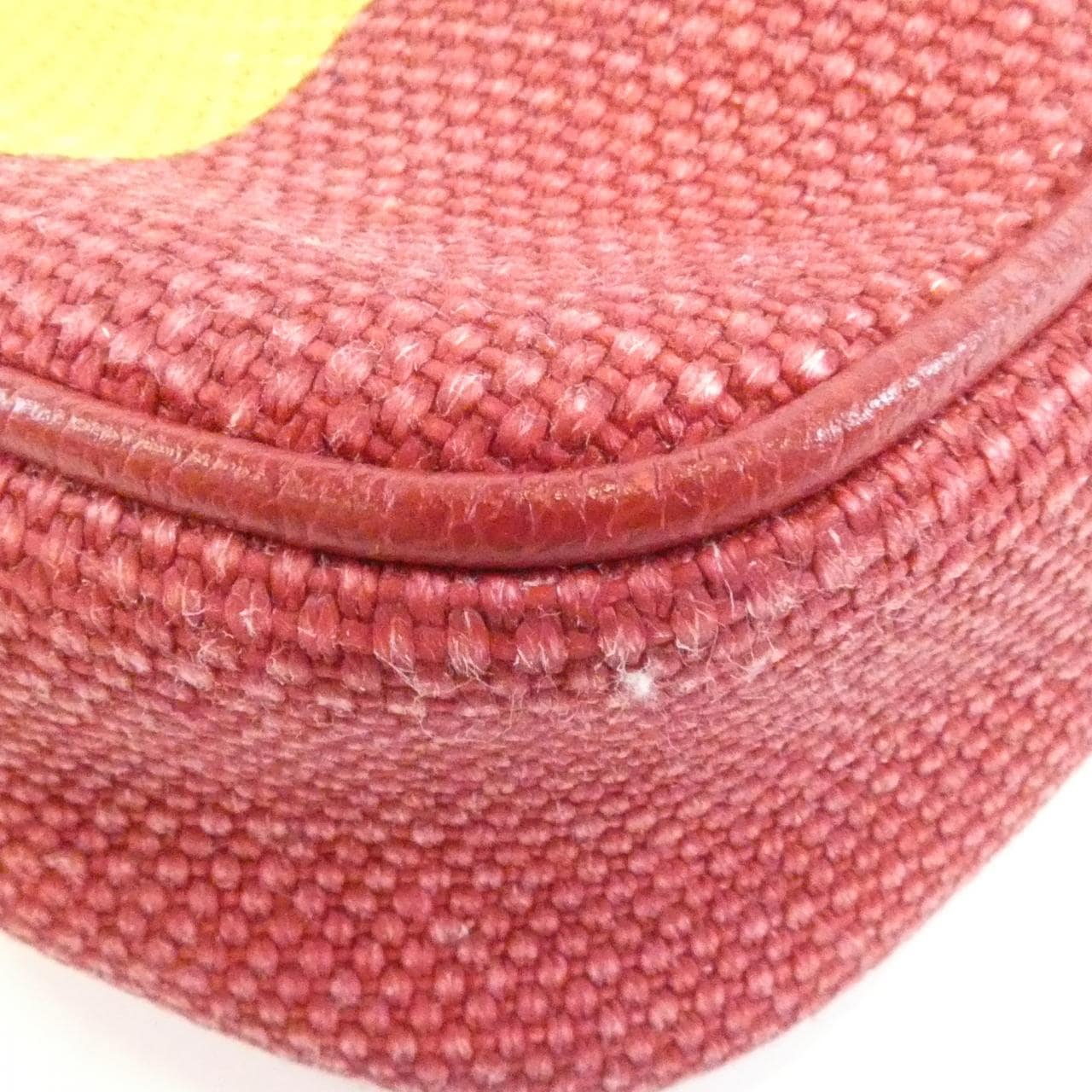 グッチ 625895 2CSAT ウエストバッグ