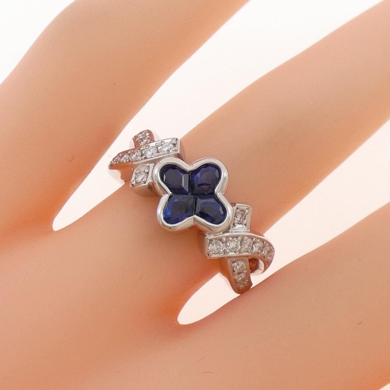 PT900 サファイヤ リング 0.87CT