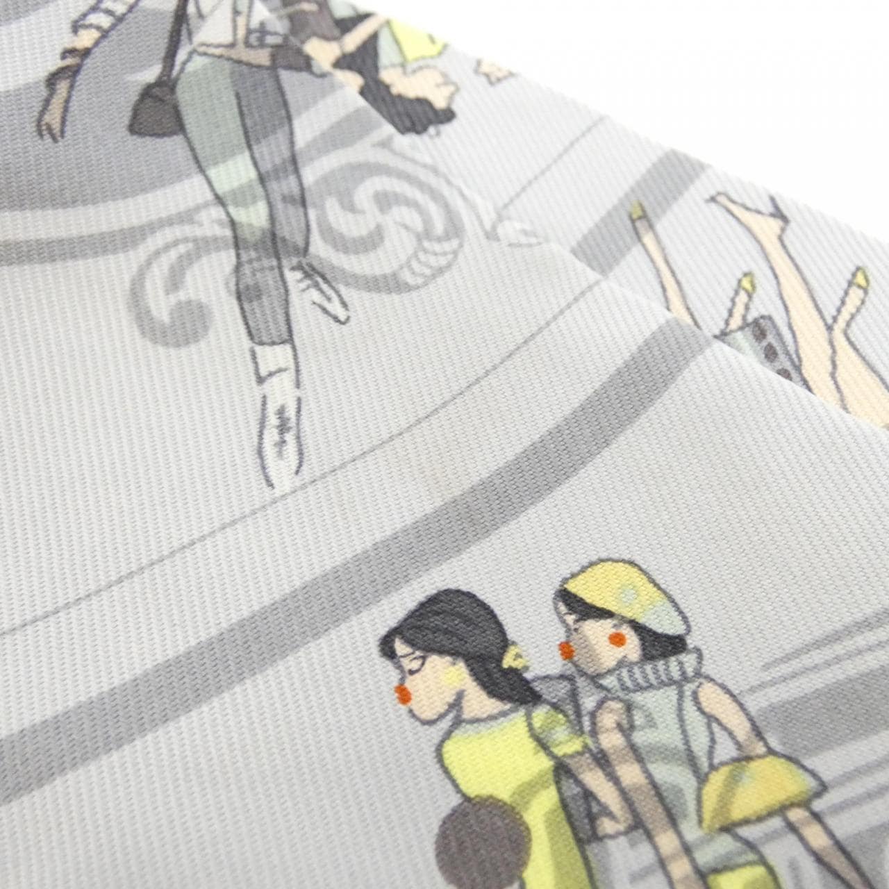 エルメス EX-LIBRIS LES PARISIENNE ツイリー 063416S スカーフ