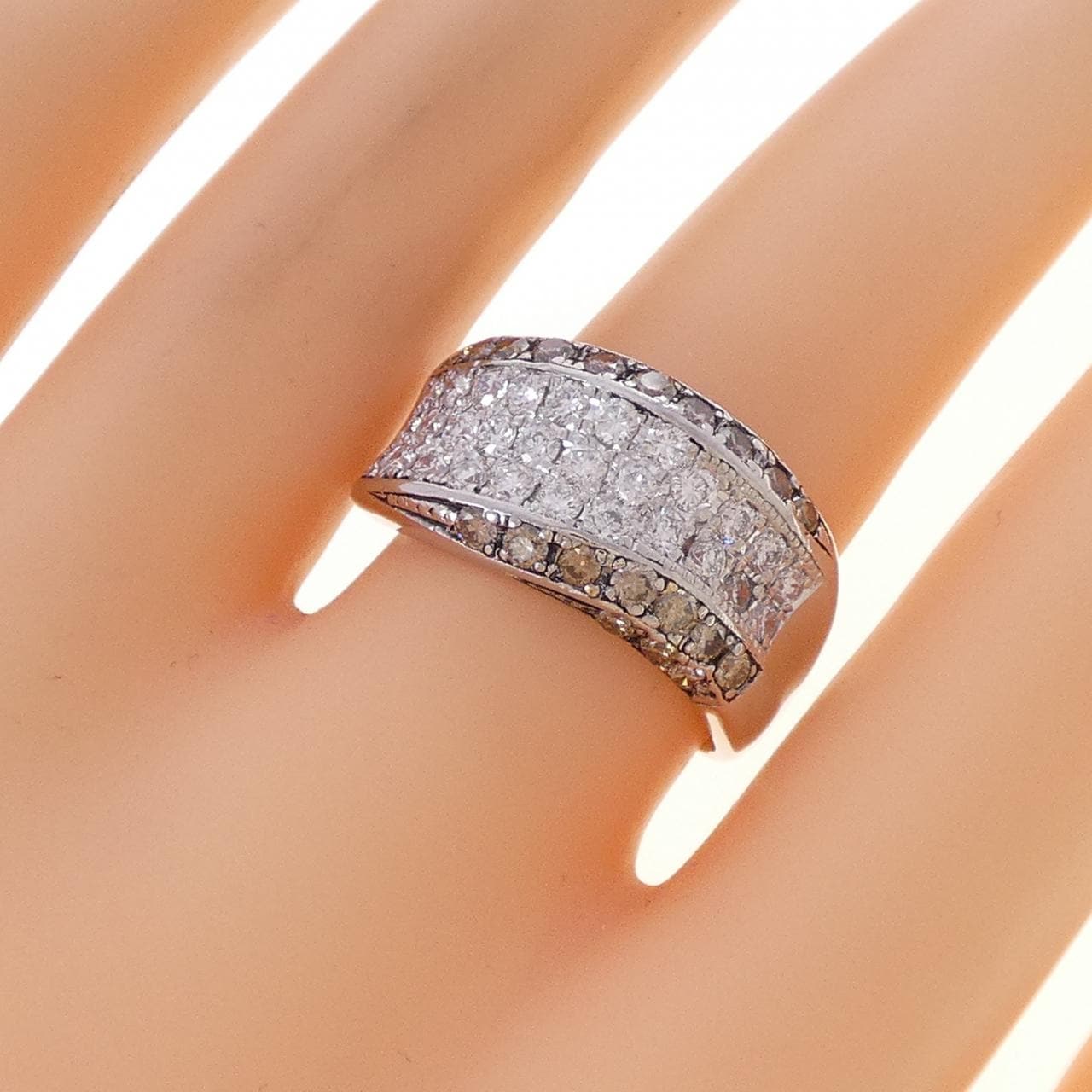 サザンクロス ダイヤモンド リング 0.97CT