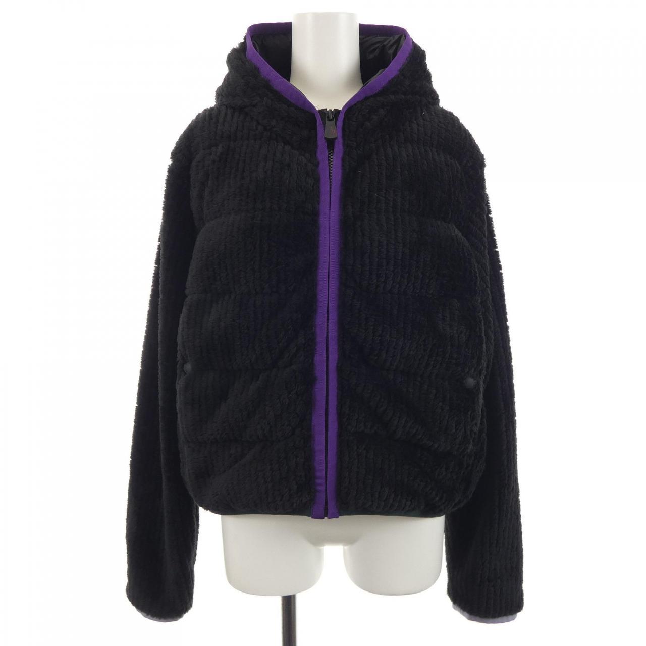 モンクレールグルノーブル MONCLER GRENOBLE 20988G00018 ダウンジャケット
