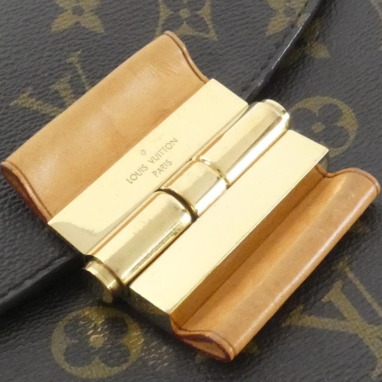 ルイヴィトン モノグラム オランプ M40732 ショルダーバッグ