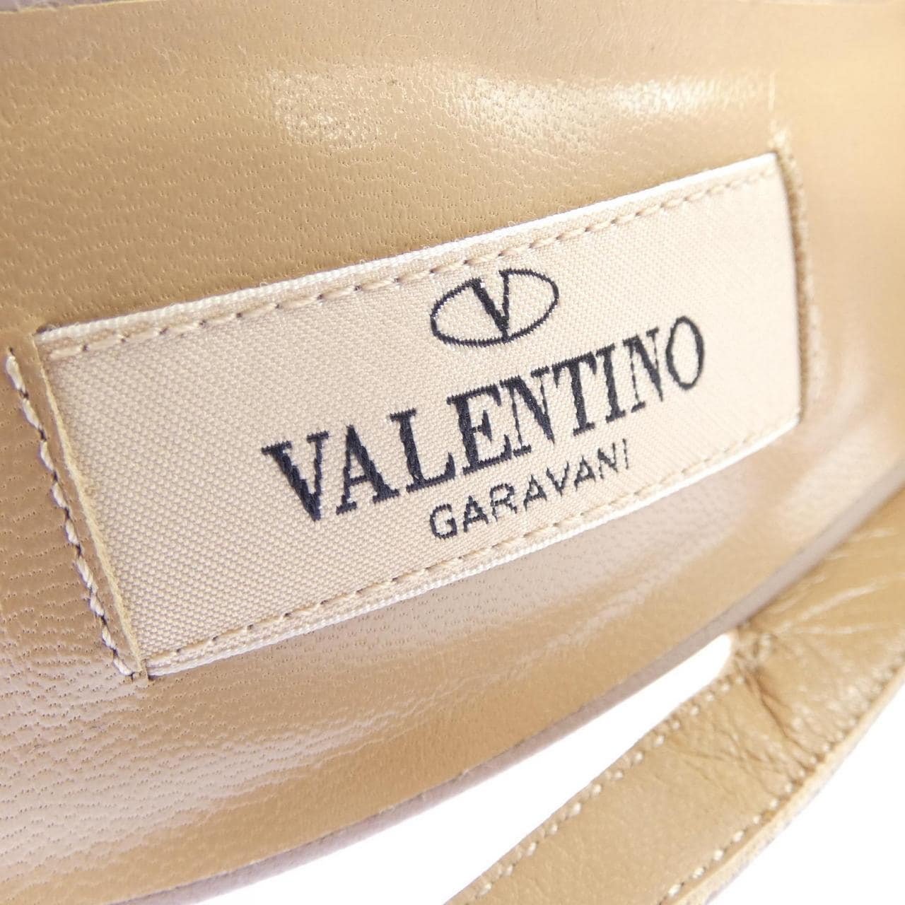 ヴァレンティノガラヴァーニ VALENTINO GARAVANI パンプス