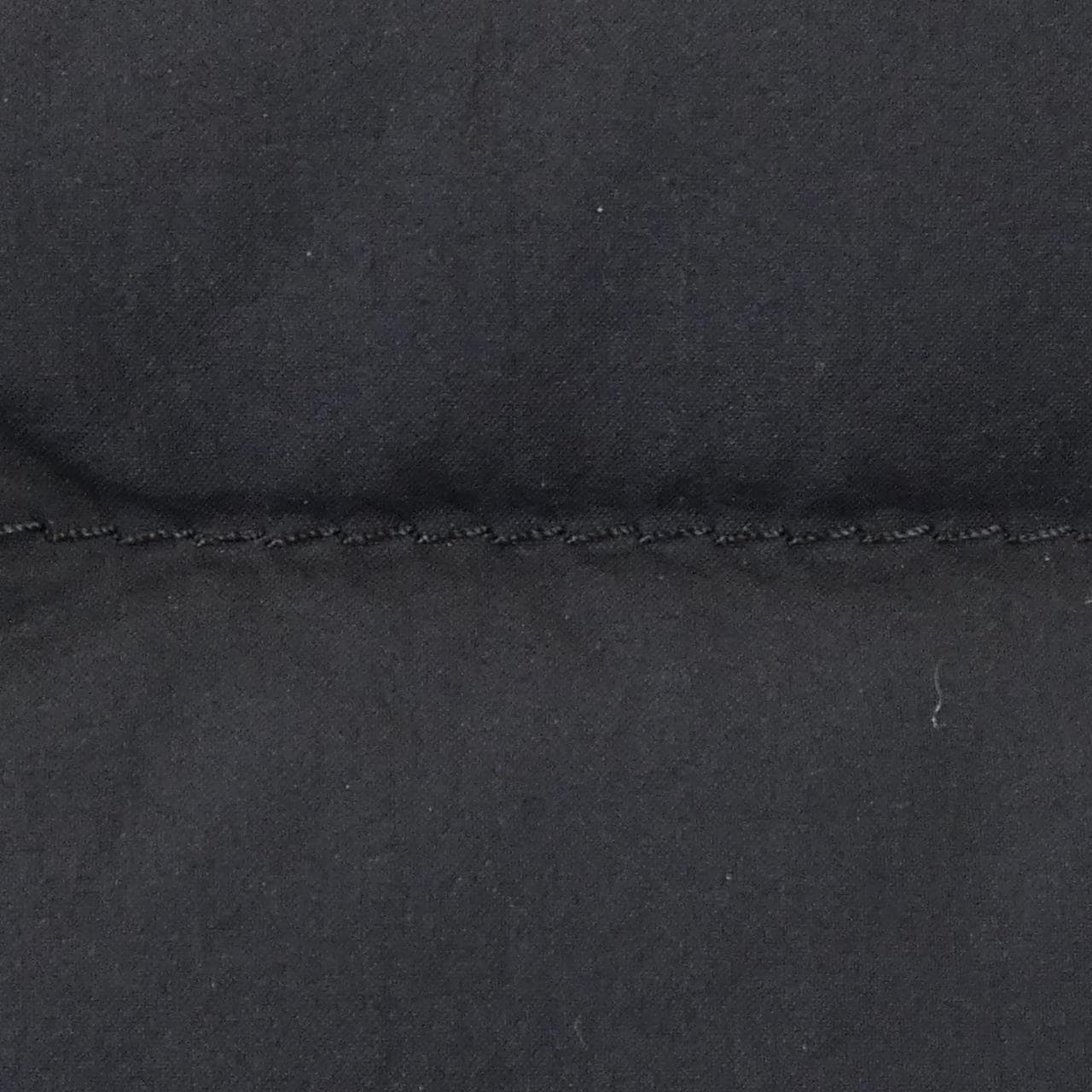 モンクレール MONCLER ダウンジャケット