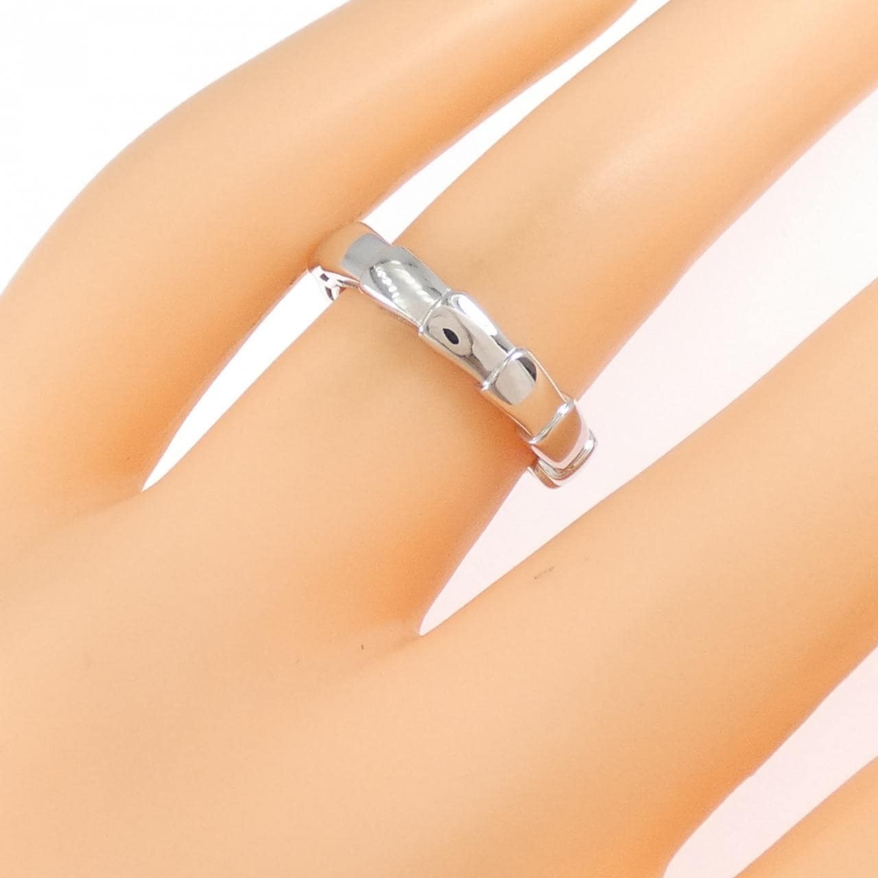 ブルガリ セルペンティ リング