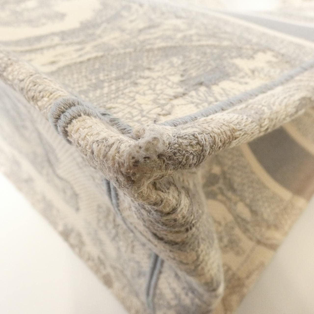 Christian DIOR TOILE DE JOUY DIOR Book Tote 中号 M1296ZTDT 包
