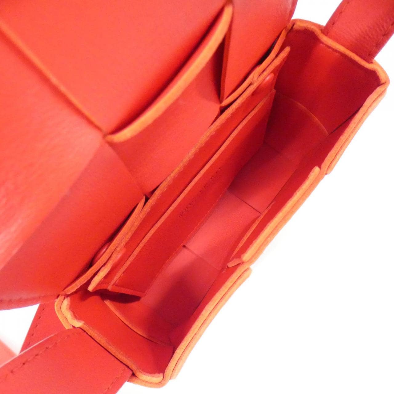 BOTTEGA VENETA 666688 VMAY1 单肩包