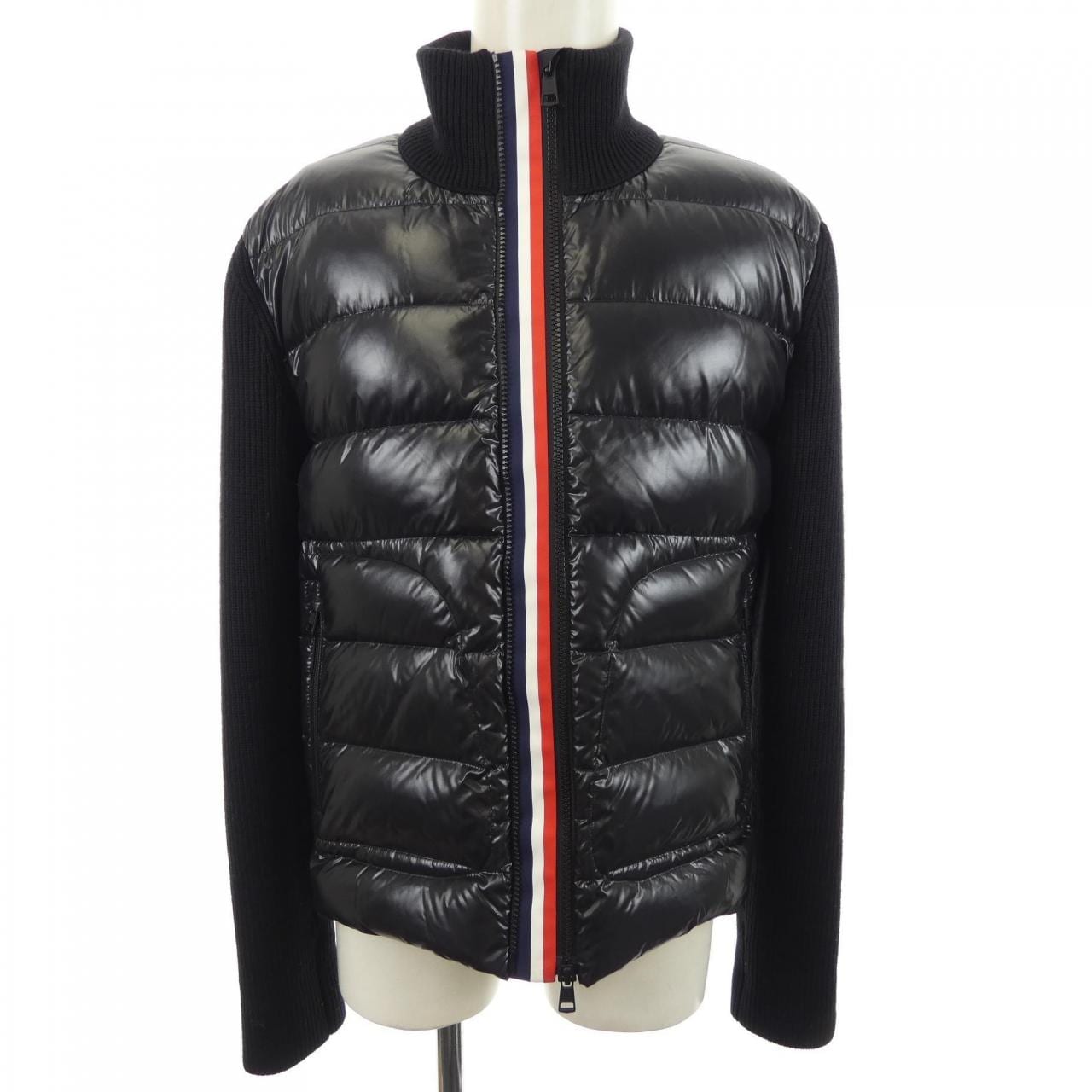 モンクレール MONCLER 20919B51900 ダウンジャケット