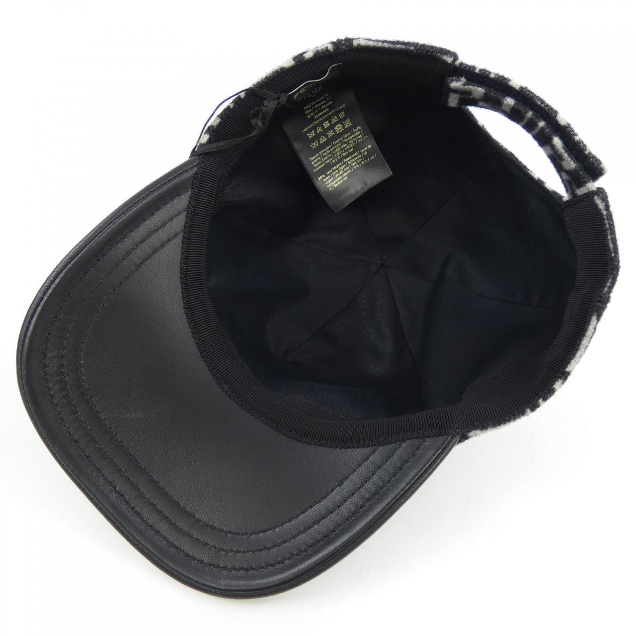 フェンディ FENDI FXQ768 ALGV キャップ