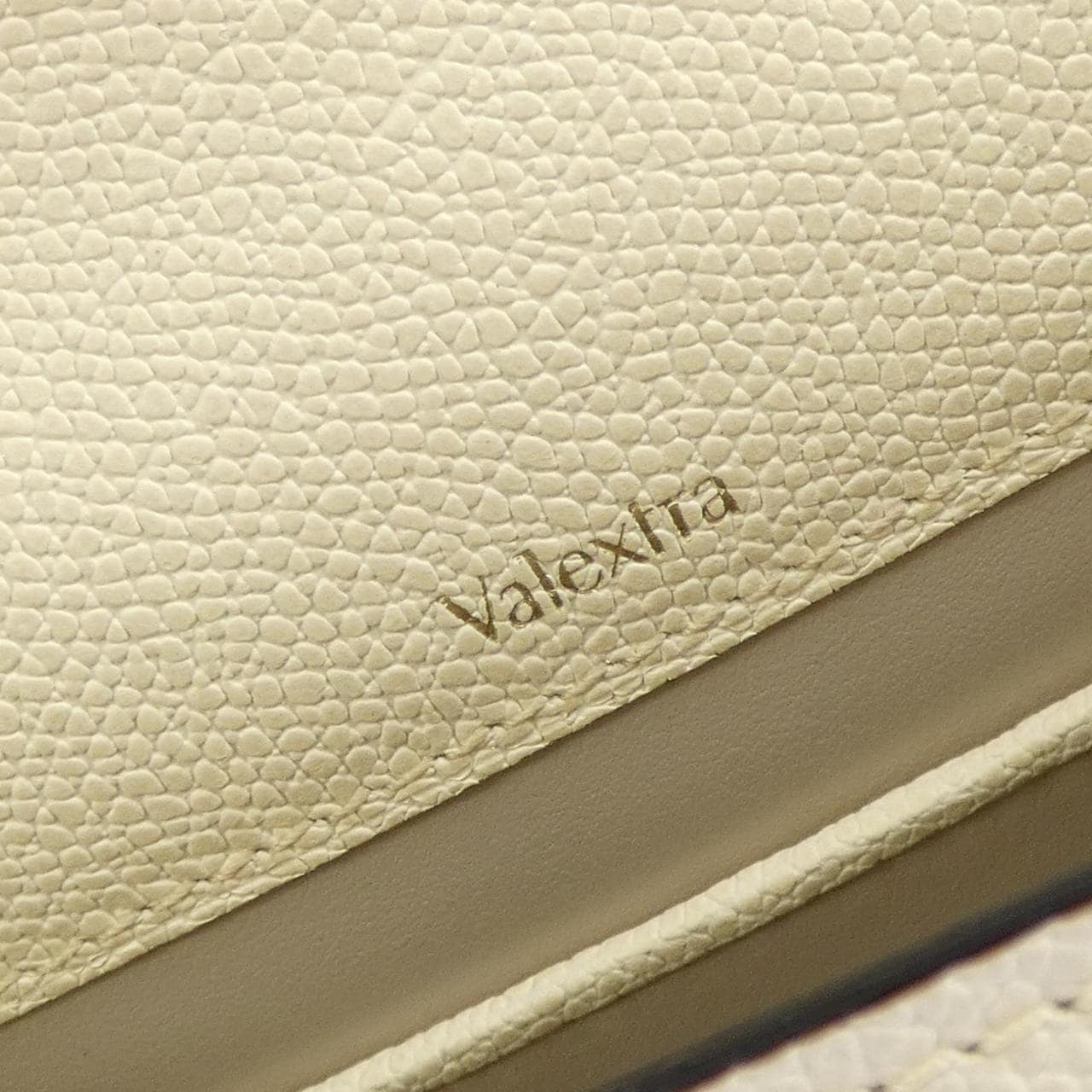 ヴァレクストラ VALEXTRA イジィデ ISIDE BAG