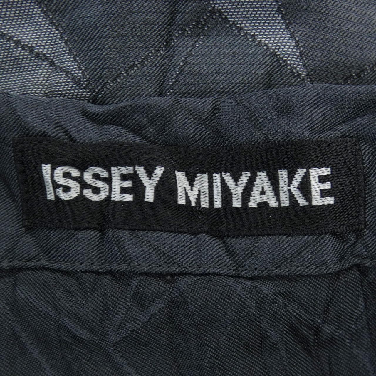 イッセイミヤケ ISSEY MIYAKE ME93FU052 ジャケット