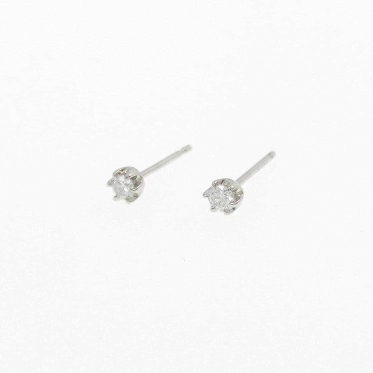 PT900 ソリティア ダイヤモンド ピアス