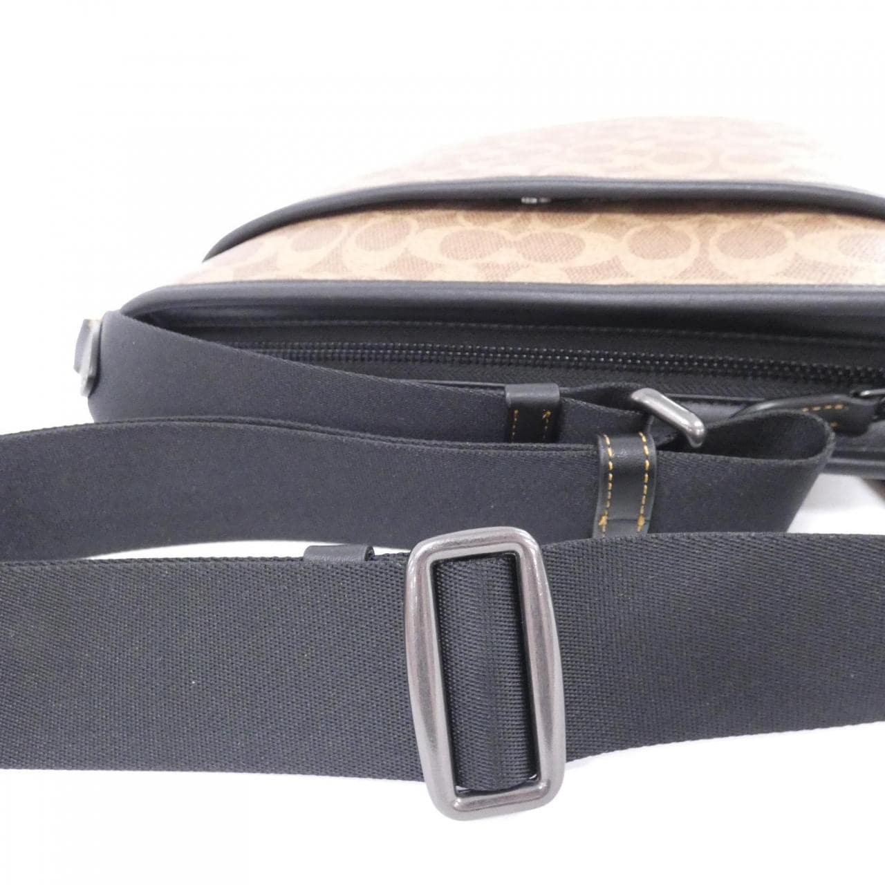 [新品] Coach CW227 单肩包
