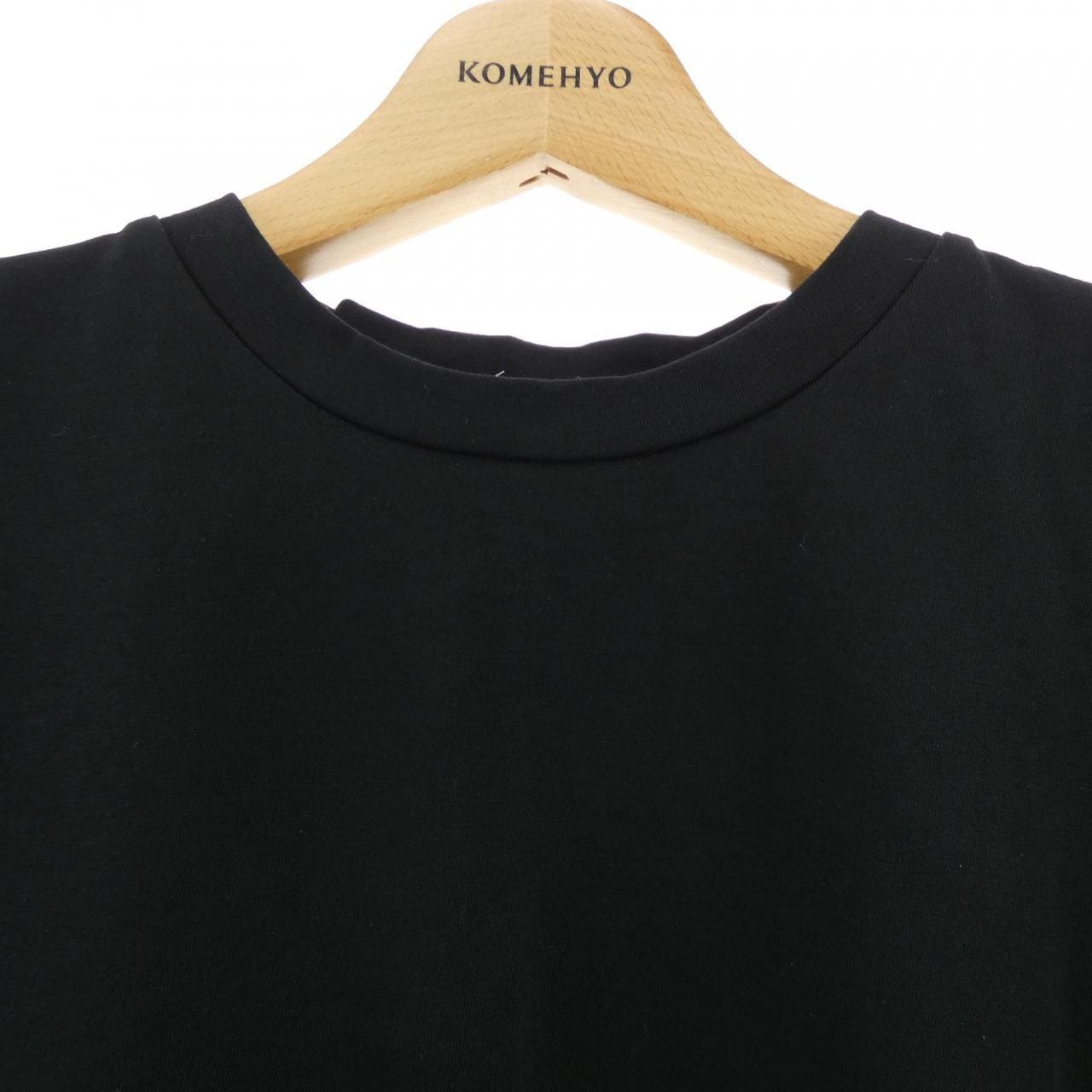 ザロウ THE ROW 5739 K220 Tシャツ