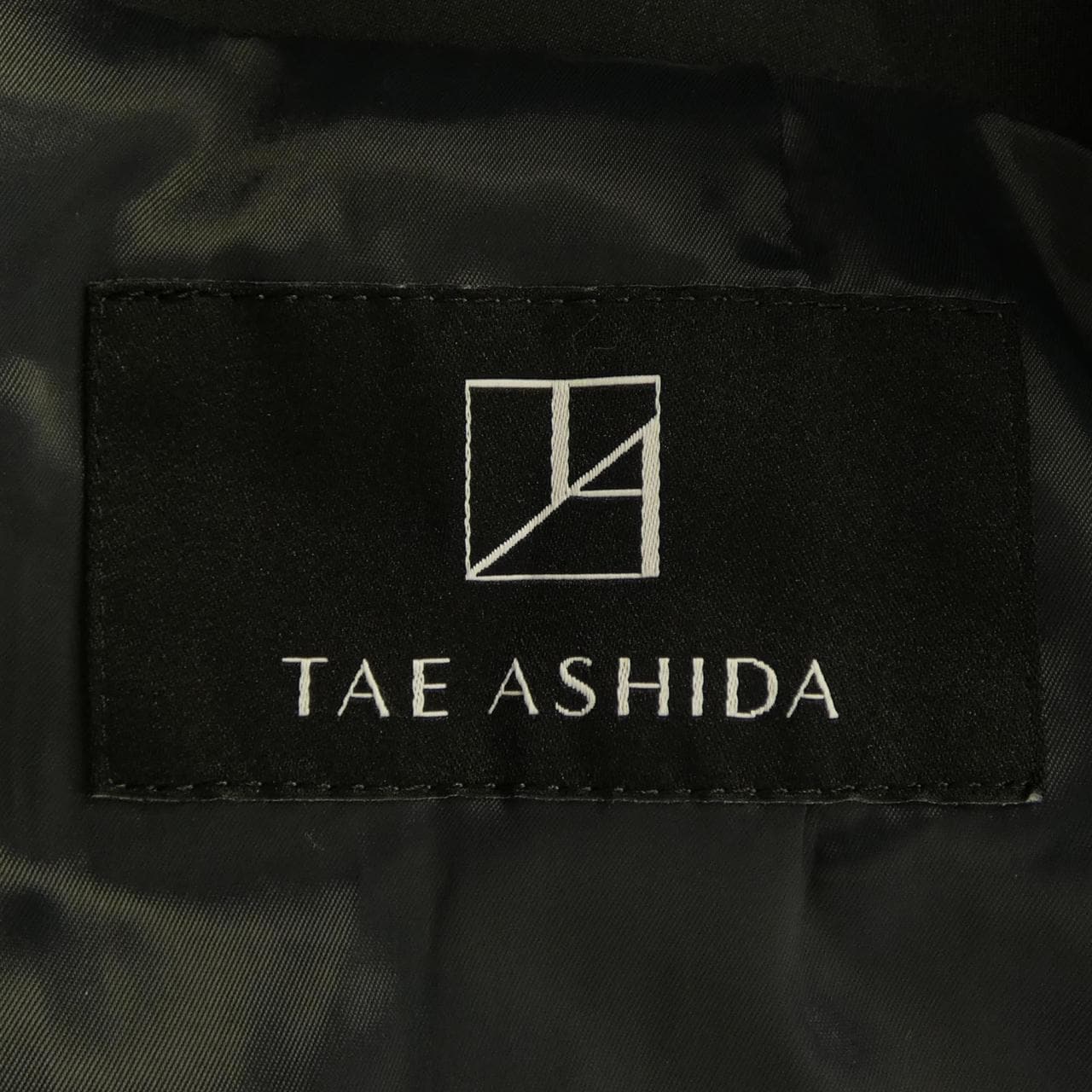タエアシダ TAE ASHIDA スカート