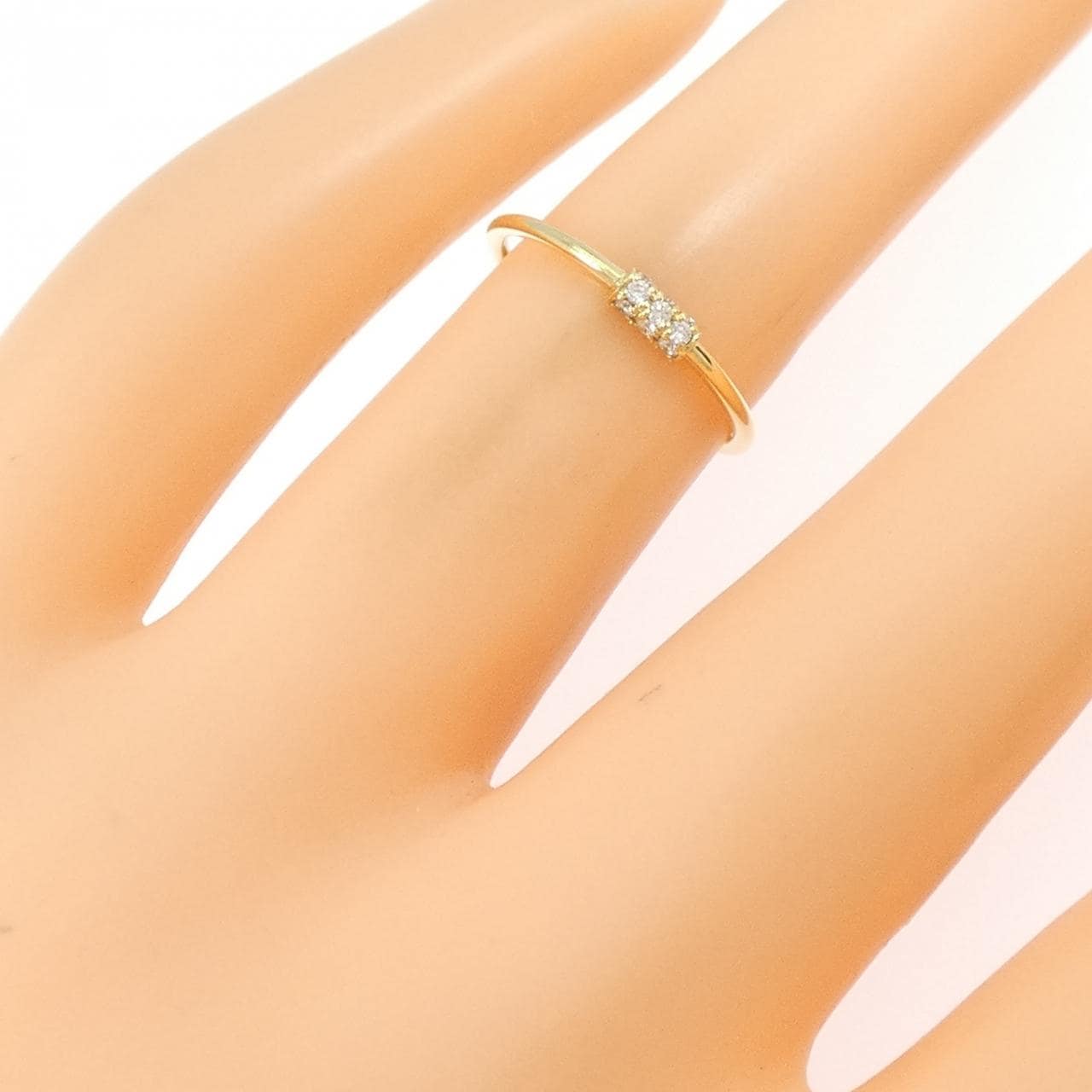 アーカー ホワイトナイトファン リング 0.05CT