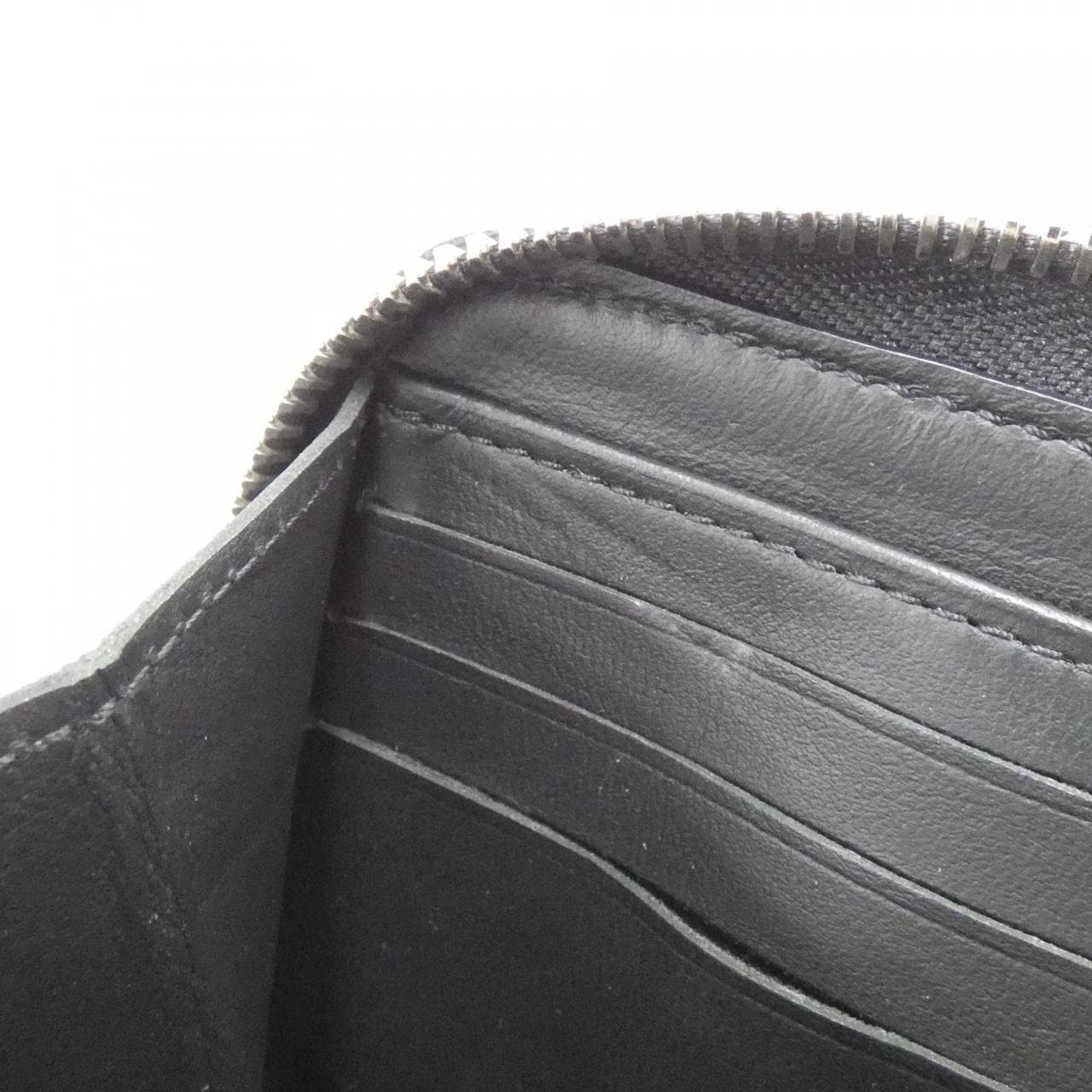 LOUIS VUITTON Mahina拉链錢包 M61867 錢包