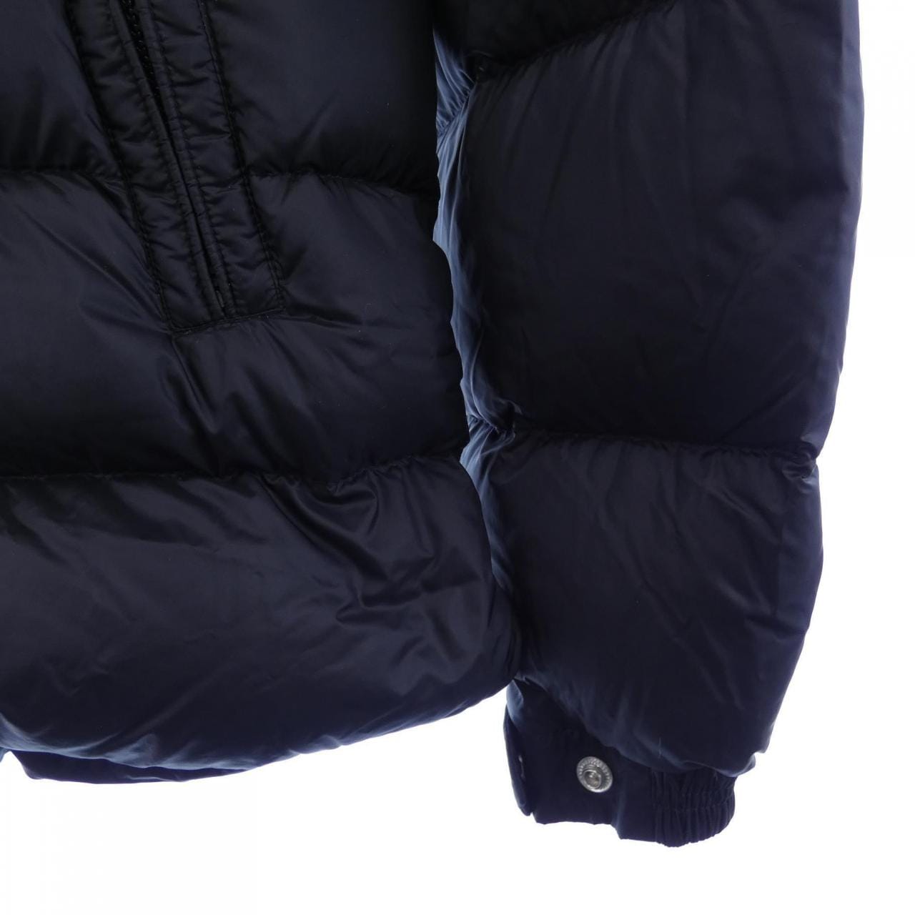 モンクレール MONCLER ダウンジャケット