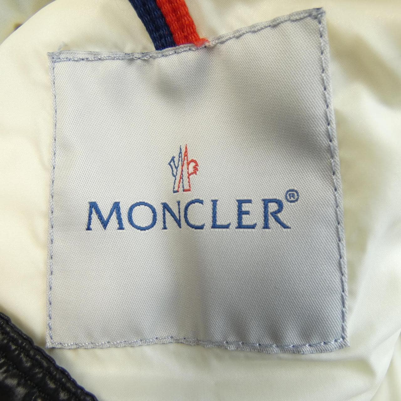 モンクレール MONCLER 40317/50 ダウンジャケット