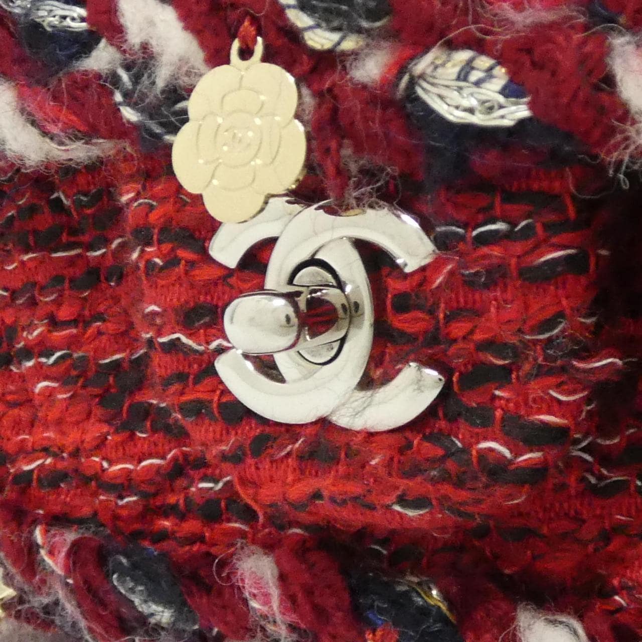 シャネル ショルダーバッグ