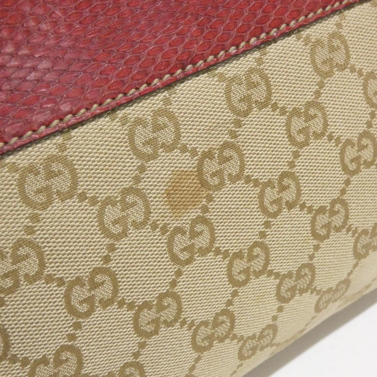 グッチ 190247 バッグ