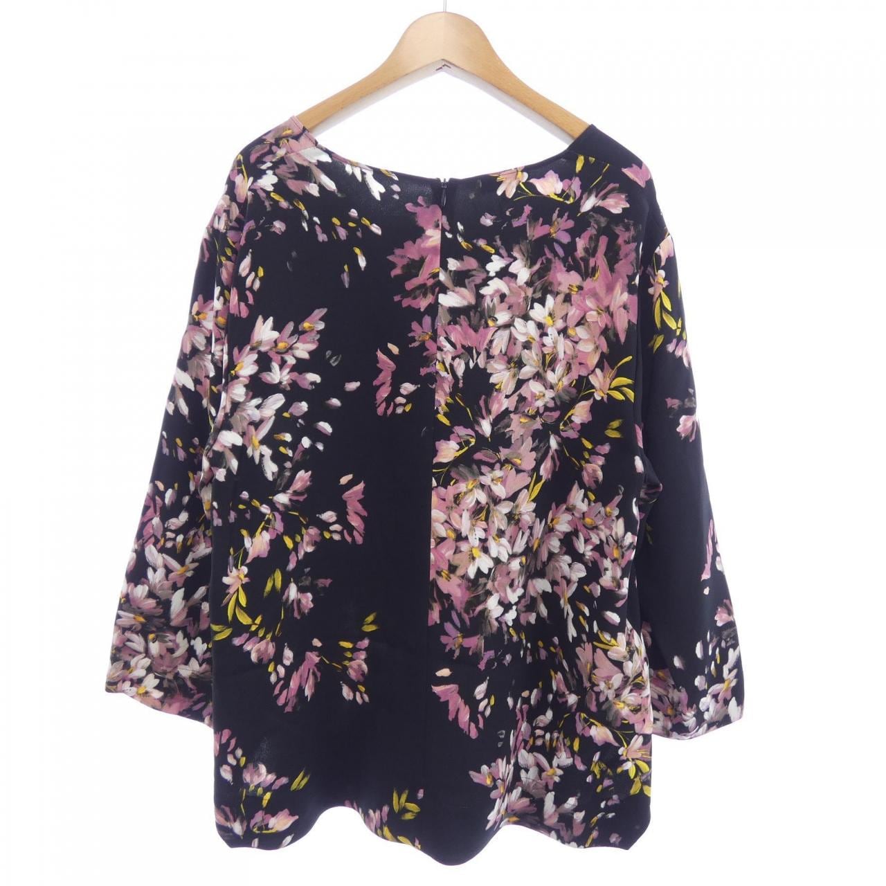 エスカーダ ESCADA トップス