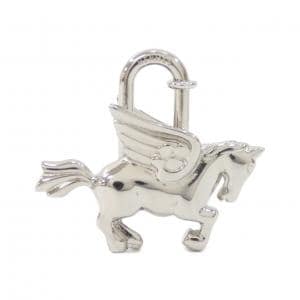 エルメス PEGASUS カデナ 019989CK キーホルダー