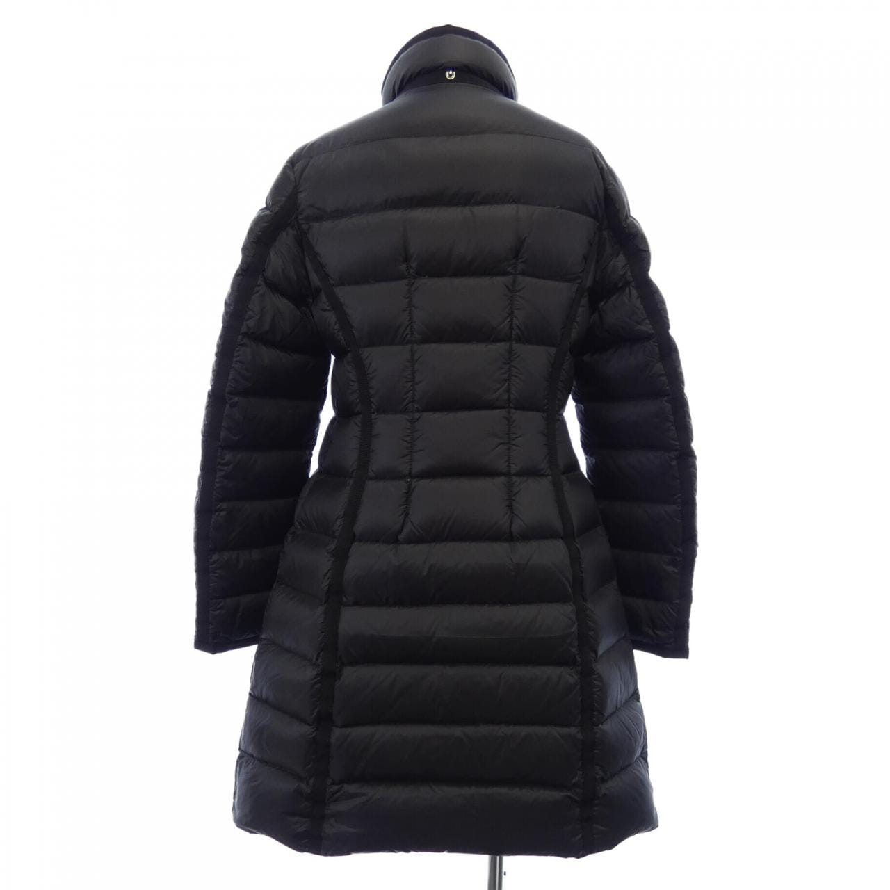 モンクレール MONCLER ダウンコート