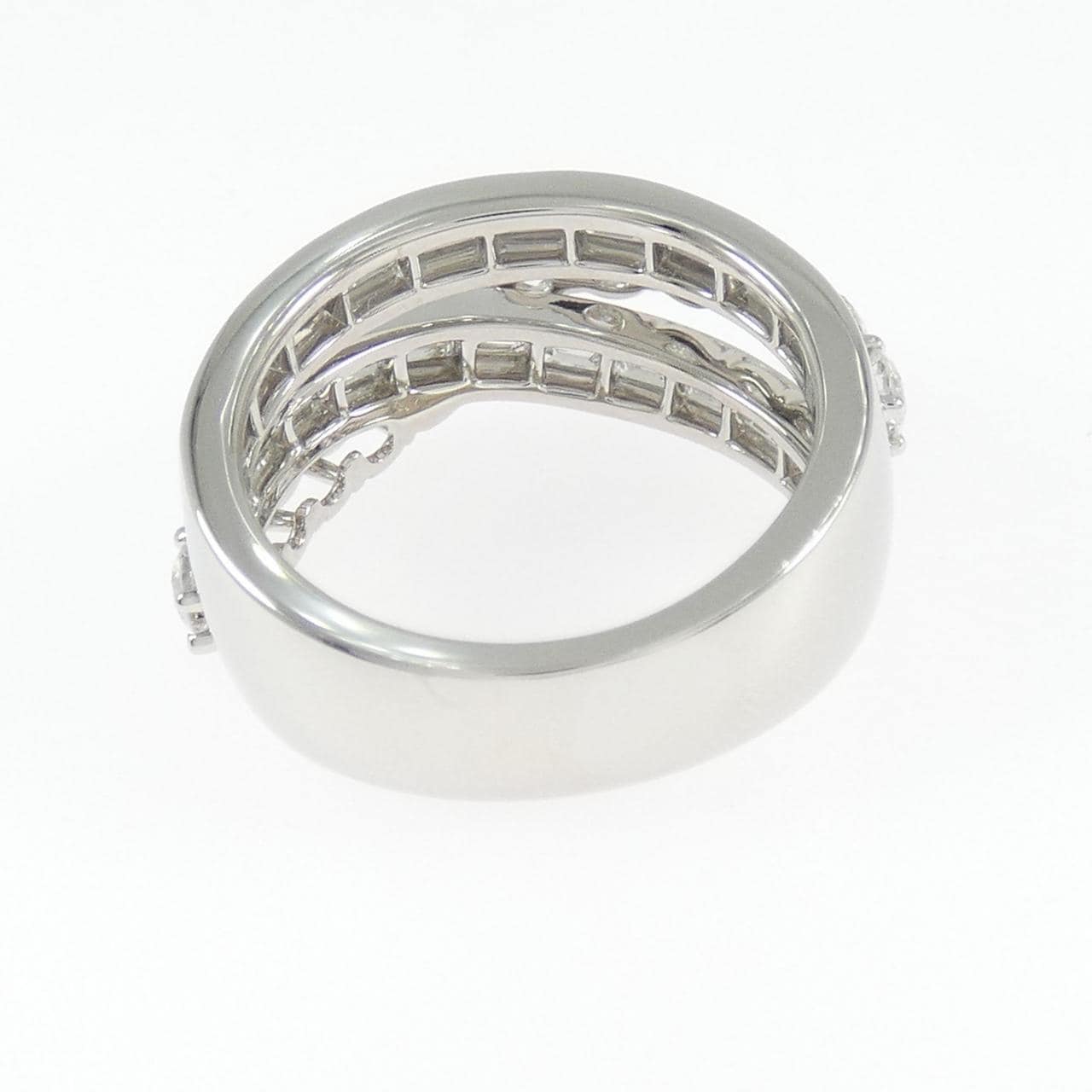 ハリーウィンストン リバーバイハリーウィンストン リング