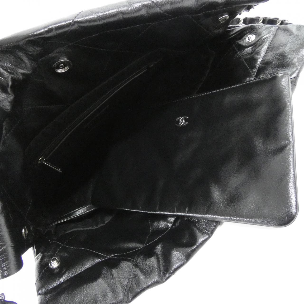 シャネル シャネル22 ライン SMALL AS3260 ショルダーバッグ