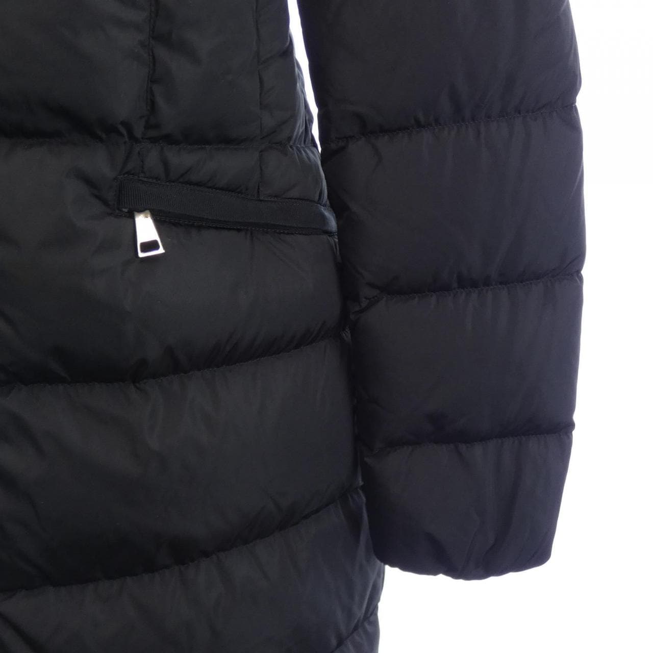 モンクレール MONCLER AVOCETTE ダウンコート