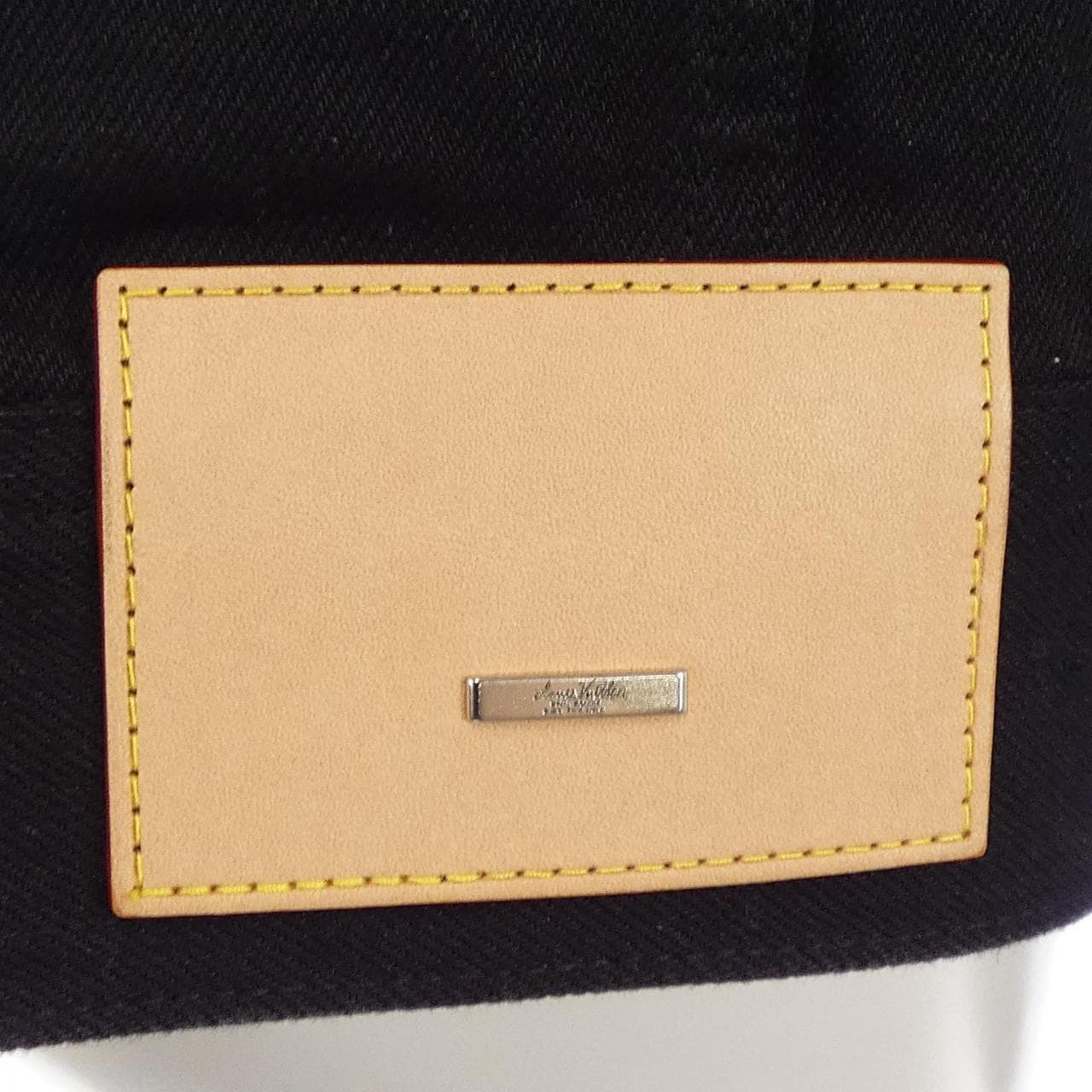 ルイヴィトン LOUIS VUITTON DNAデニムジャケット HHA40WDKO デニムジャケット