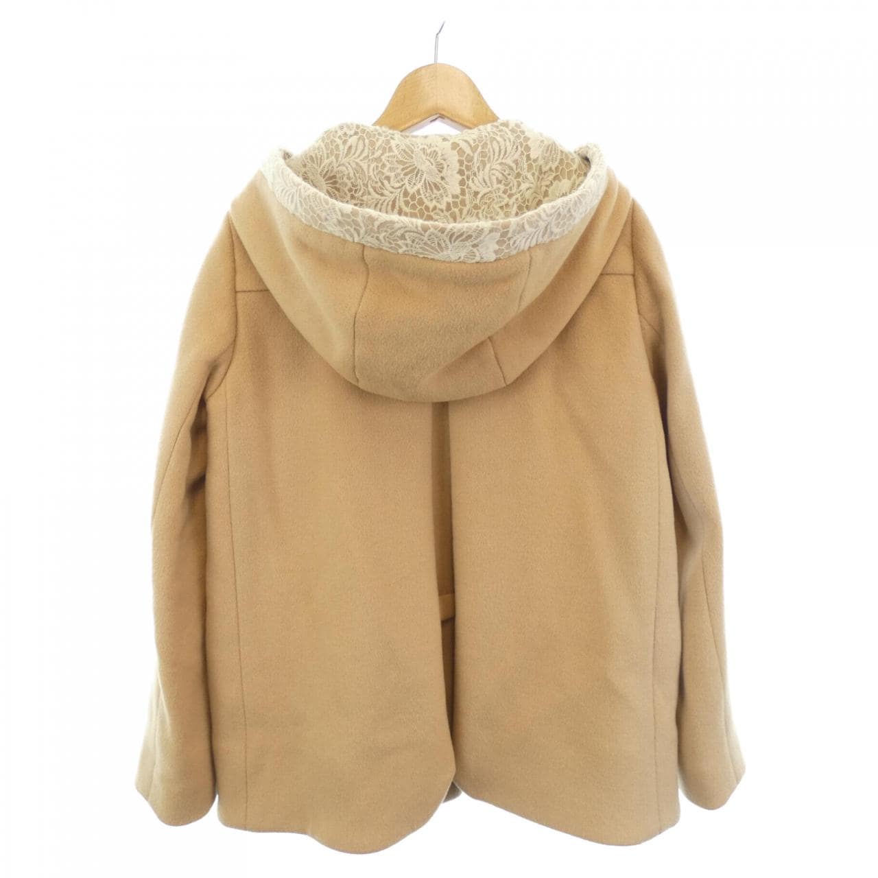 Aveniretoile coat