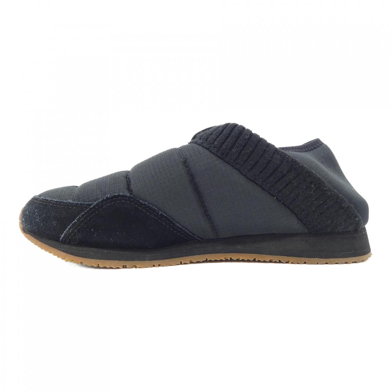 テバ TEVA スニーカー