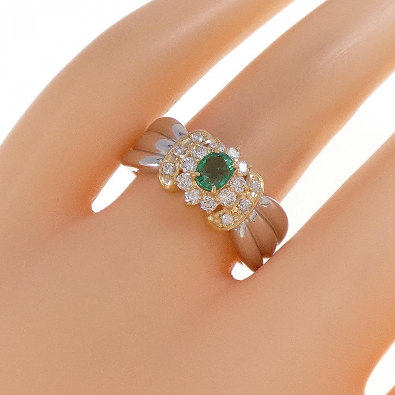 PT900/K18YG Emerald Ring 0.28CT