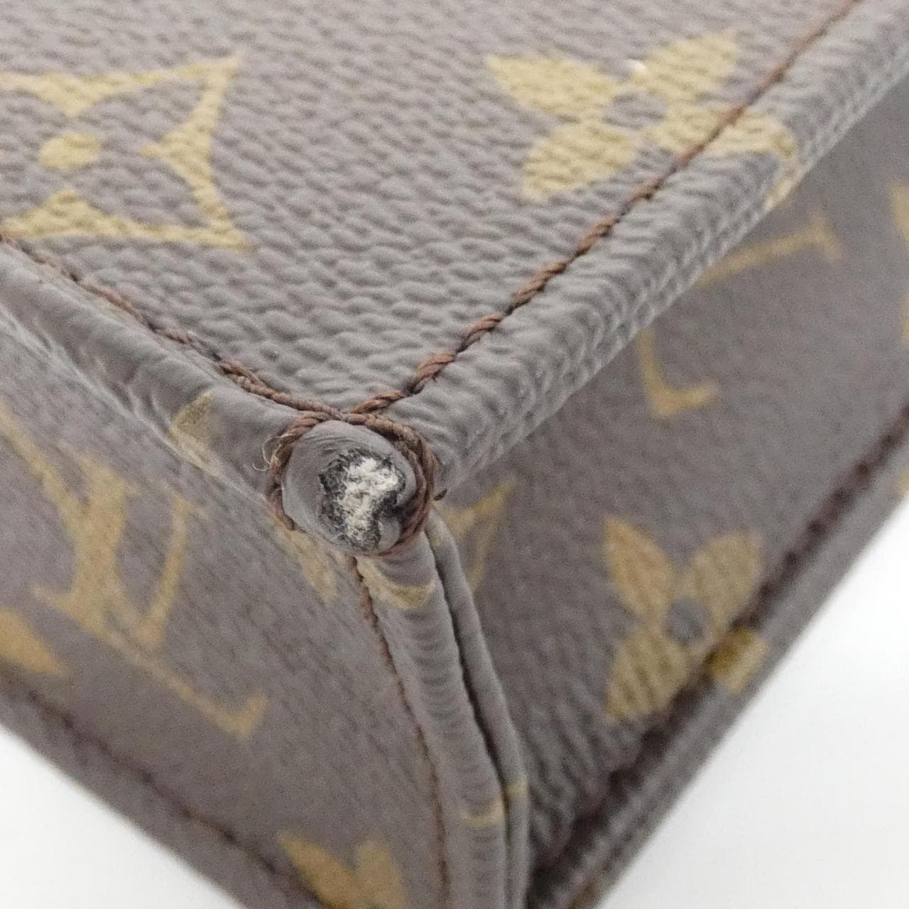 LOUIS VUITTON Monogram Petite Sac Plat M69442 Bag