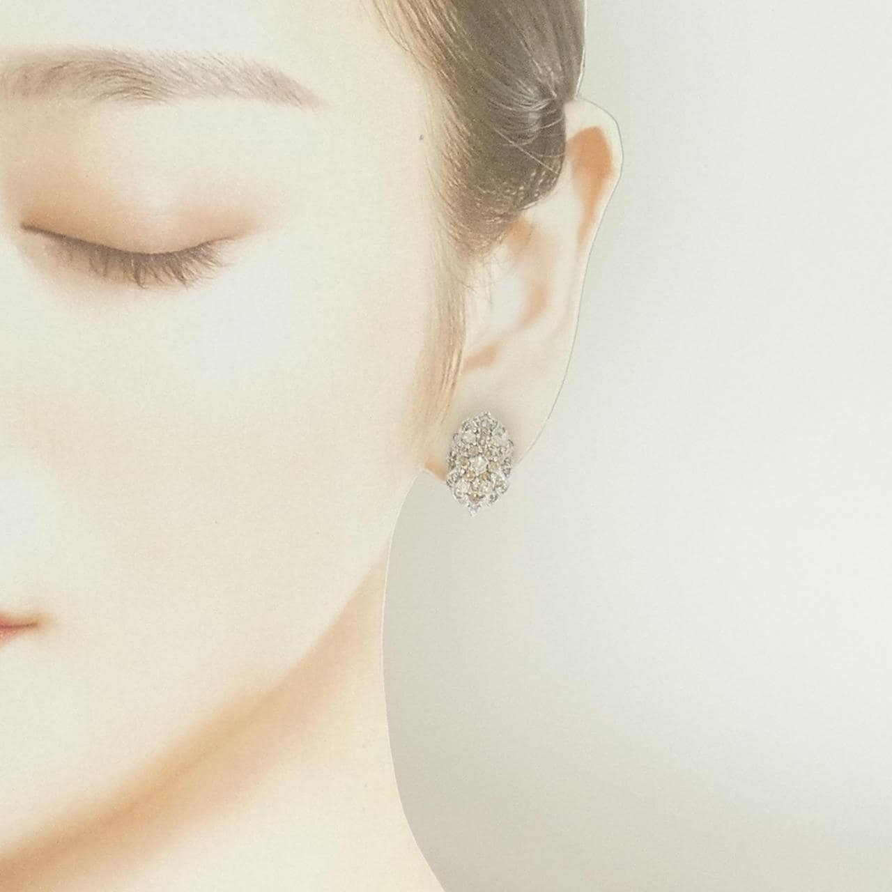 K18WG ダイヤモンド ピアス/イヤリング 2.00CT