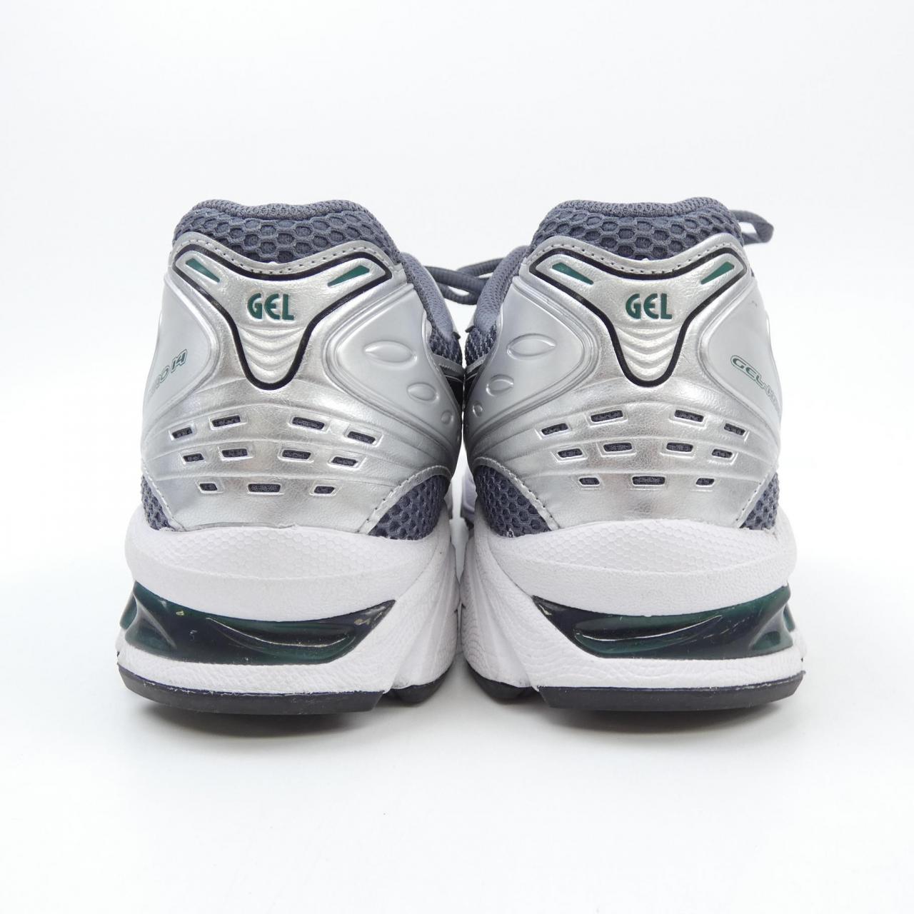 ASICS スニーカー