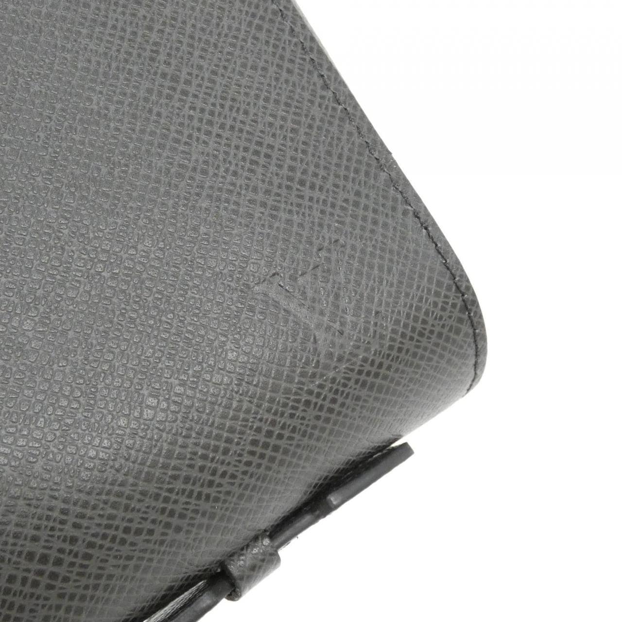 ルイヴィトン タイガ ジッピーXL M42097 財布