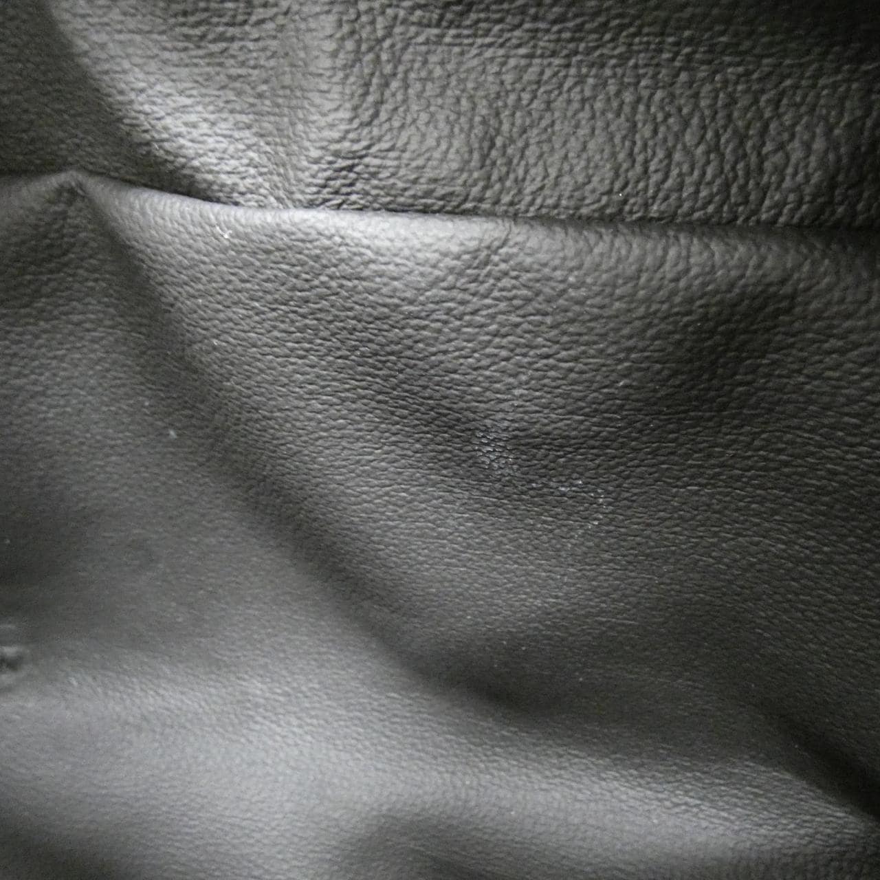 ルイヴィトン モノグラム エクリプス ロッカー ドップキット M83113 ポーチ