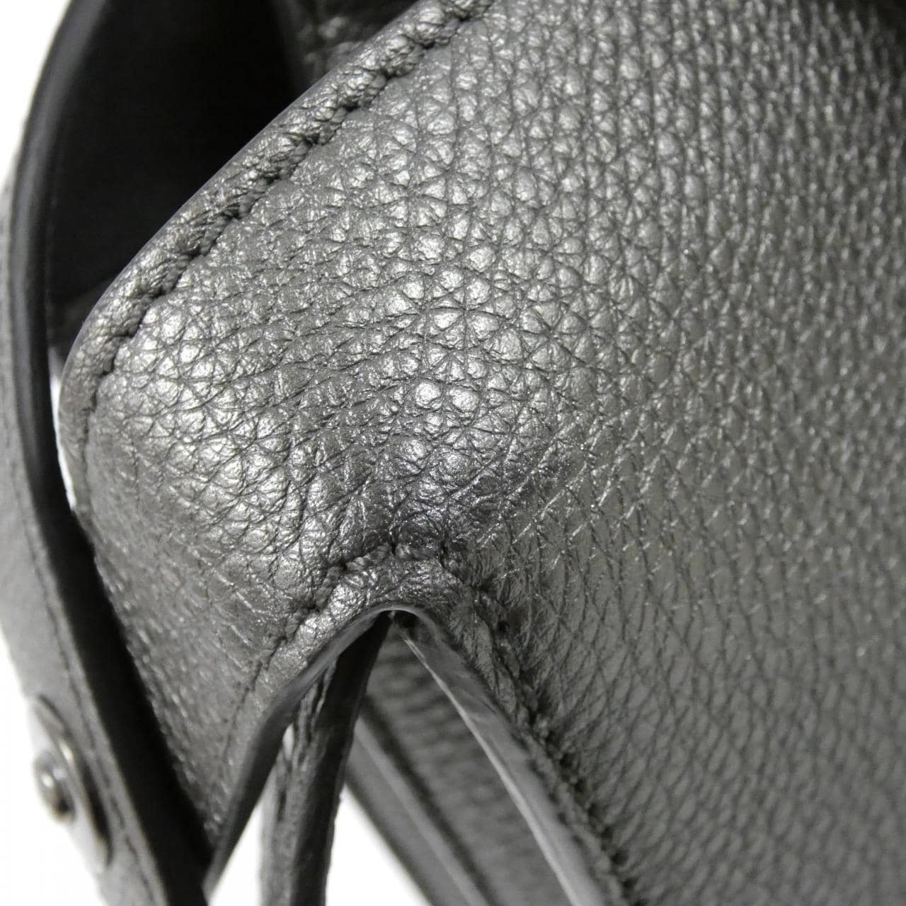 フェンディ ピーカブー アイ シー ユー ミディアム 7VA529 AJJ1 バッグ