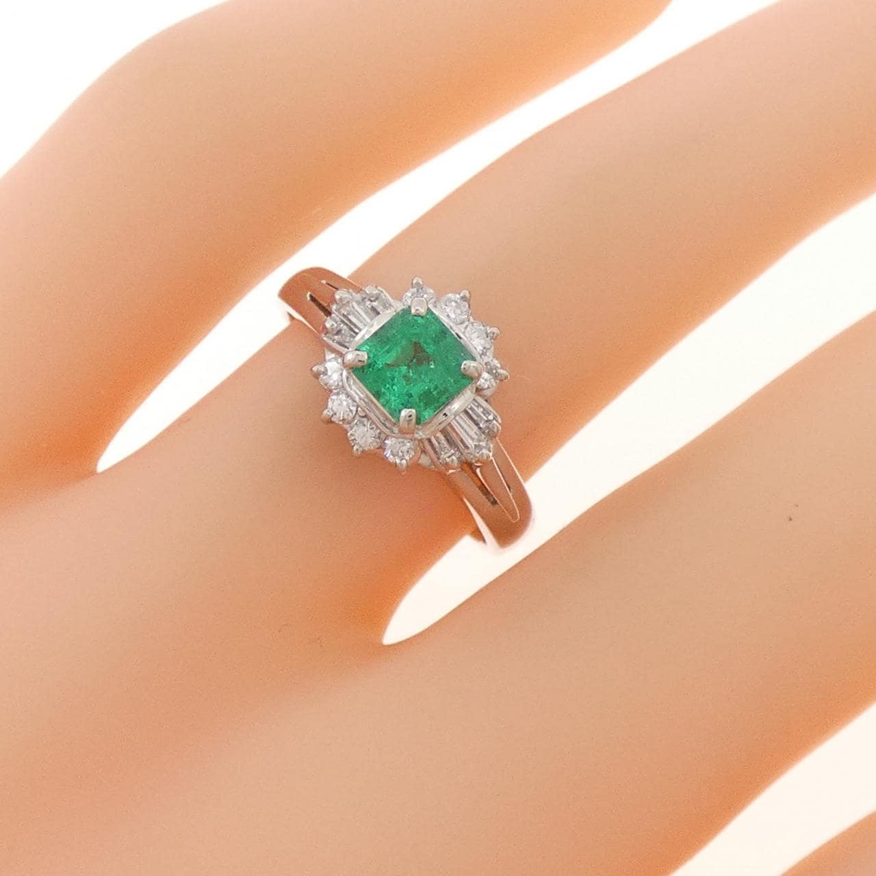 PT900 エメラルド リング 0.47CT