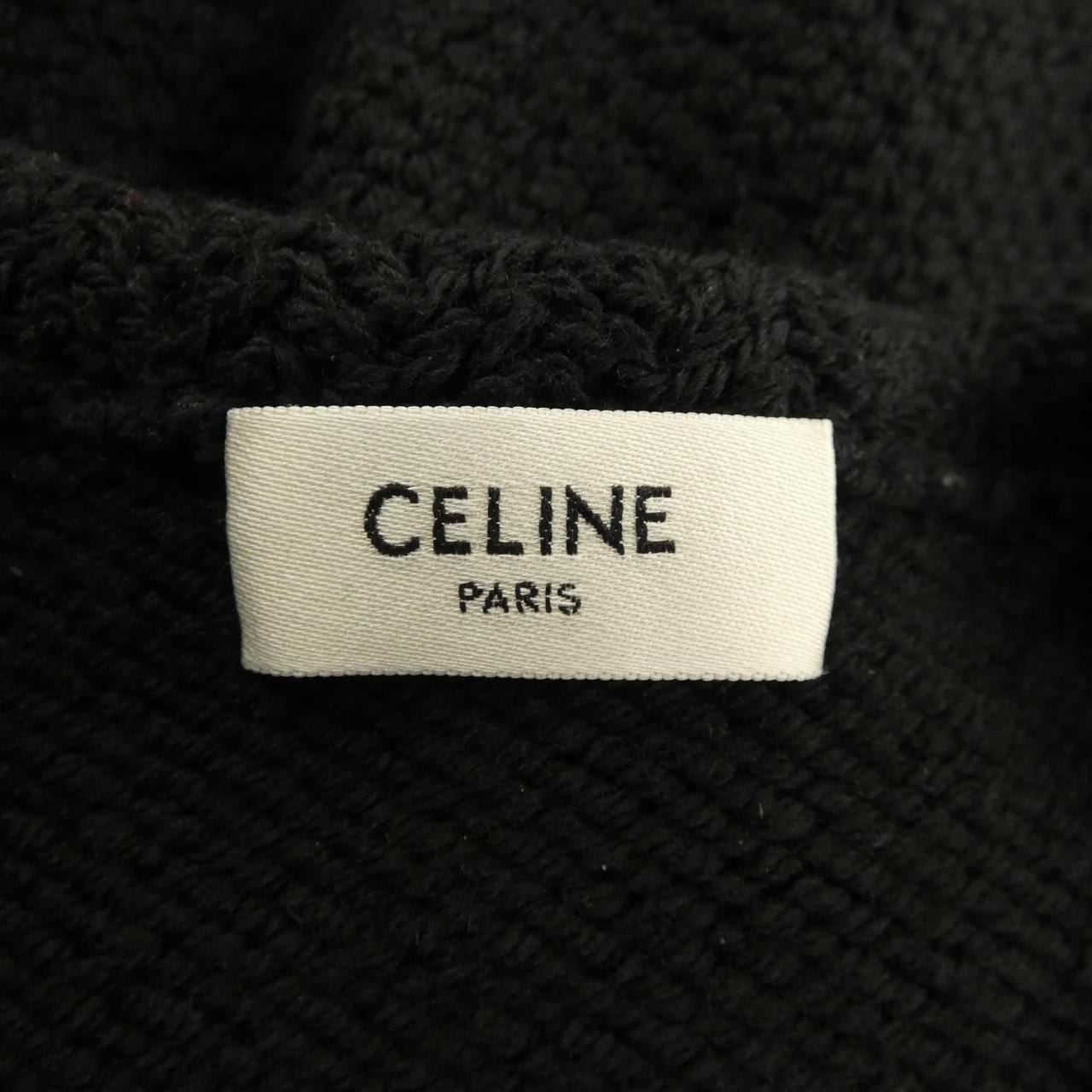 セリーヌ CELINE トリオンフボタンン RV0ZX1170 カーディガン